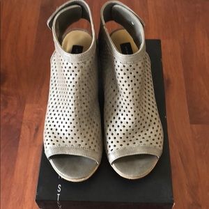 Steven Sonja grey leather sandals size 8 brand new